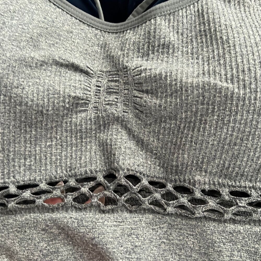 Strappy cutout bralette EUC‎ C&C California - Picture 3 of 5
